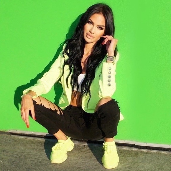 COPY - Neon yellow Blazer - Picture 1 of 5